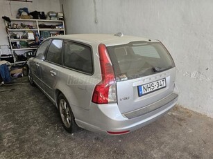 VOLVO V50 1.6 D DRIVe Kinetic EURO5