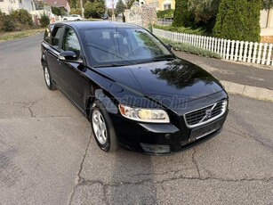 VOLVO V50 1.6 D DRIVe Megkimélt