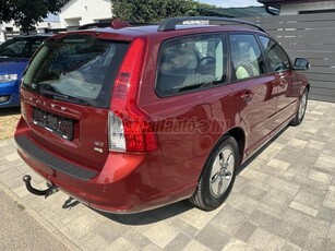 VOLVO V50 1.6 D DRIVe Summum 173000km.Szervizélet.Vaj bőr.Tempomat.Vonóhorog!