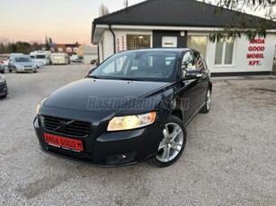 VOLVO V50 1.6 D