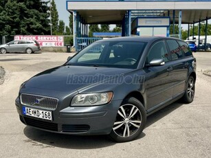 VOLVO V50 1.6 D Kinetic DIGITKLÍMA-ALUFELNI-FELBŐR-VEZ.SZKÖNYV-SZÉP ÁLLAPOT