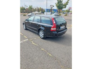 VOLVO V50 1.8 Kinetic