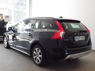 VOLVO V60 1.6 D DRIVe Kinetic CitySafety NAVI