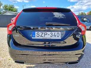 VOLVO V60 2.0 D [D3] Momentum Geartronic / NAVI / BŐR / SZERVÍZKÖNYV /