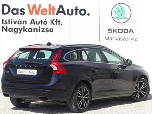 VOLVO V60 2.0 D [D4] Momentum 190e.km!