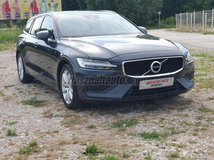 VOLVO V60 2.0 D [D4] Momentum Geartronic