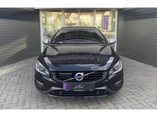 VOLVO V60 2.4 D [D4] AWD R-Design Momentum Geartronic GARANCIÁVAL!