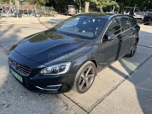 VOLVO V60 2.4 D [D6] PHEV AWD Momentum Geartronic