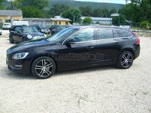 VOLVO V60 2.4 D [D6] PHEV AWD Momentum Geartronic ÖSSZKERÉK.XENON.SÁVTARTÓ.ÜTKÖZÉSGÁTLÓ.INTEGRÁLT ÜLÉSMAGASÍTÓ.MEMÓRIÁS VEZ.ÜLÉS.Ü