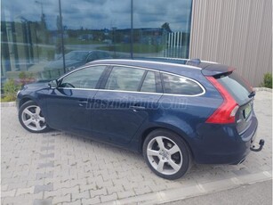 VOLVO V60 2.4 D [D6] PHEV AWD Summum Geartronic POLESTAR