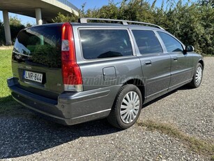 VOLVO V70 2.4 D [D5] Summum Geartronic