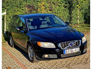 VOLVO V70 2.4 D Kinetic NAVI-XENON-FÉBŐR-ÜLÉSFŰTÉS!