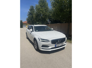 VOLVO V90 2.0 D [D3] Momentum