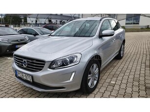 VOLVO XC60 2.0 D [D4] Momentum Geartronic FWD