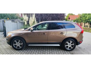 VOLVO XC60 2.4 D [D4] Summum Geartronic