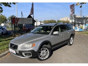 VOLVO XC70 2.4 D [D5] AWD Summum NAGY SZERVIZ