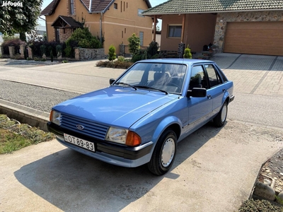 Ford Escort