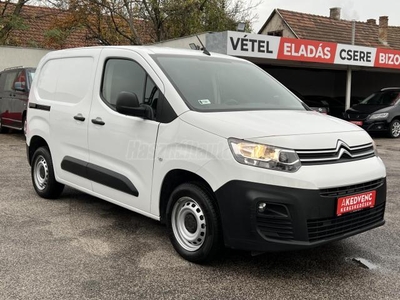 CITROEN BERLINGO 1.5 BlueHDi 100 Club M (3 személyes ) Magyarországi LED Tempomat Klíma Radar Áfás Újszerű