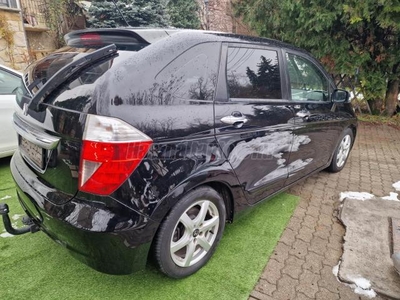 HONDA FR-V 2.0 EXECUTIVE