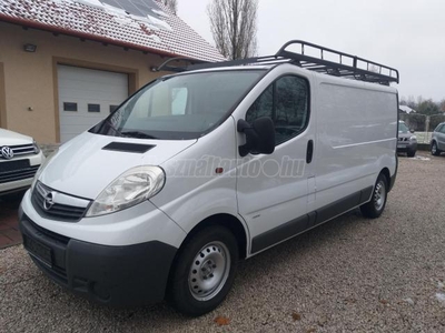 OPEL VIVARO 2.5 CDTI L1H2 2.9t