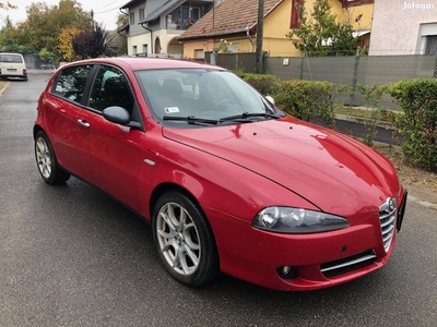 Alfa Romeo 147