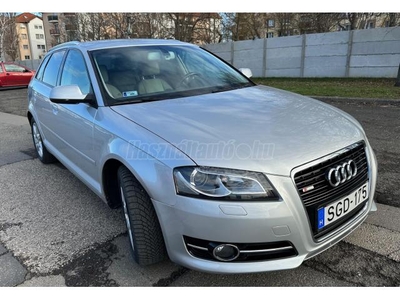 AUDI A3 1.4 TFSI Ambition S-tronic