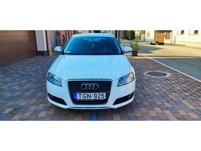 AUDI A3 1.6 TDI Ambiente DPF Sportback