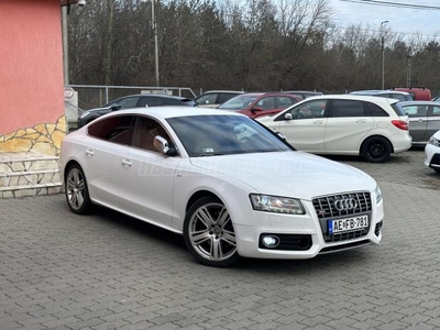 AUDI S5 Sportback 3.0 V6 TFSI quattro S-tronic FULL LED BI-XEN 19K MEMEXCSBŐR F1 KGO FÜLHŰT NAVI KAM VEZCS VEZM B&O EU5 HTÉR SÁ