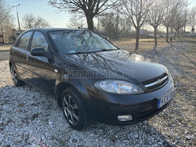 CHEVROLET LACETTI 1.4 16V Elite AC Végkiárusítás! Magyar 2. tulaj! Vonóhorog! 240.000KM! KLÍMÁS!