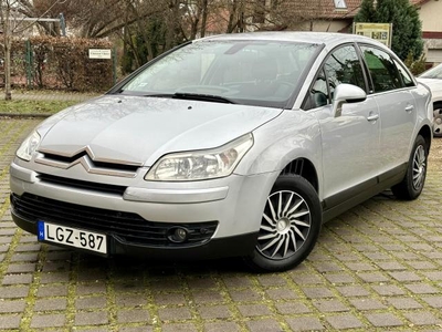 CITROEN C4 1.6 HDi Prestige Szervizkönyves! Gyári Fényezésű!