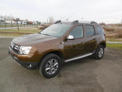 DACIA DUSTER 1.2 TCe Celebration EURO6 Navi.Horog