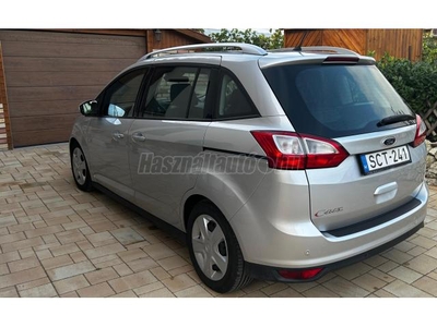 FORD C-MAX 1.5 TDCi DPF Titanium Powershift