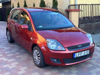 FORD FIESTA 1.4 TDCi Ghia