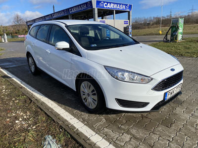 FORD FOCUS 1.0 EcoBoost Trend 99g