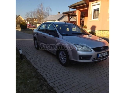 FORD FOCUS 1.4 Trend