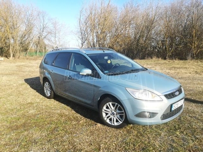 FORD FOCUS 1.6 TDCi Ghia DPF Digit klíma - Tetőablak - Téli és nyári alufelni garnitúra