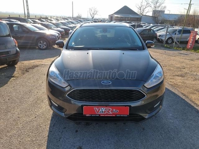 FORD FOCUS 1.6 Ti-VCT Technology 3 ÉV garanciával.1.tulajdonos . magyar forg.hely . hitelre is