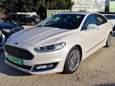 FORD MONDEO 2.0 FHEV Vignale eCVT ADAPTÍV TEMPOMAT. TETŐABLAK. NAVI. LED. HŰT-FŰT-MASSZÍROZ. KULCS NÉLKÜLI. LEINFO