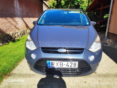 FORD S-MAX 2.0 TDCi Titanium