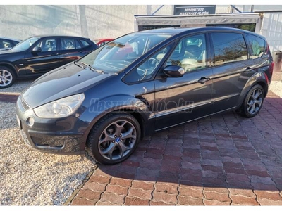 FORD S-MAX 2.5 T Titanium Üvegtető/Félbőr/Ülésfűtés/1 Tulajdonos