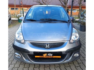 HONDA JAZZ 1.4 ES CVT My. 2005 LIMITÁLT SPORT KIVITEL.VEZETETT SZERVIZKÖNYV. NAPFÉNYTETŐ. !!