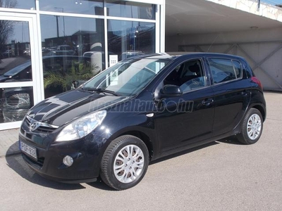 HYUNDAI I20 1.25 DOHC Life AC