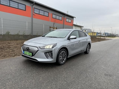 HYUNDAI IONIQ electric Premium (Automata) Magyarországi 1 Tulajdonostól