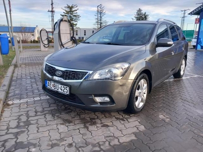 KIA CEE'D 1.6 CRDI EX