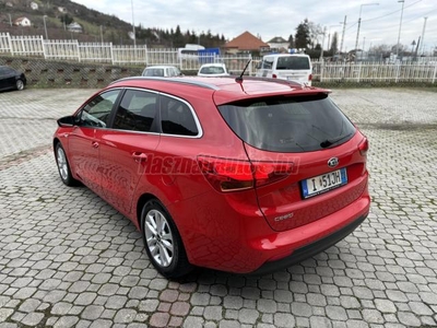 KIA CEE'D SW 1.6 GDI Platinum Újszerű-Sérülésmentes-Új gumik!