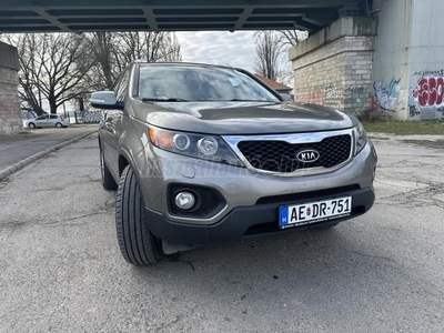 KIA SORENTO 2.2 CRDi EX Prémium 2WD! Frissen Szervízelt!!Vonóhorog!