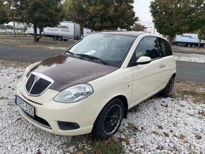 LANCIA YPSILON 1.2 8V Argento Végkiárusítás! Friss vizsgával! 130.000KM! KLÍMÁS! 2 kulcs! Kisebb csere!