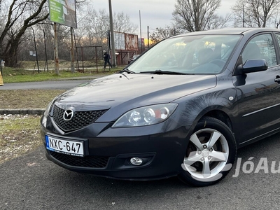 MAZDA Mazda 3