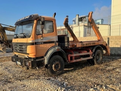 MERCEDES-BENZ 1824