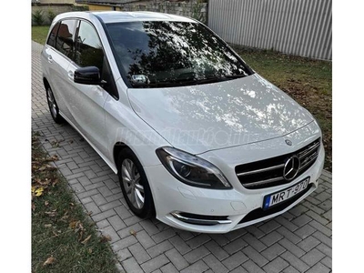 MERCEDES-BENZ B 200 CDI BlueEFFICIENCY (Automata)